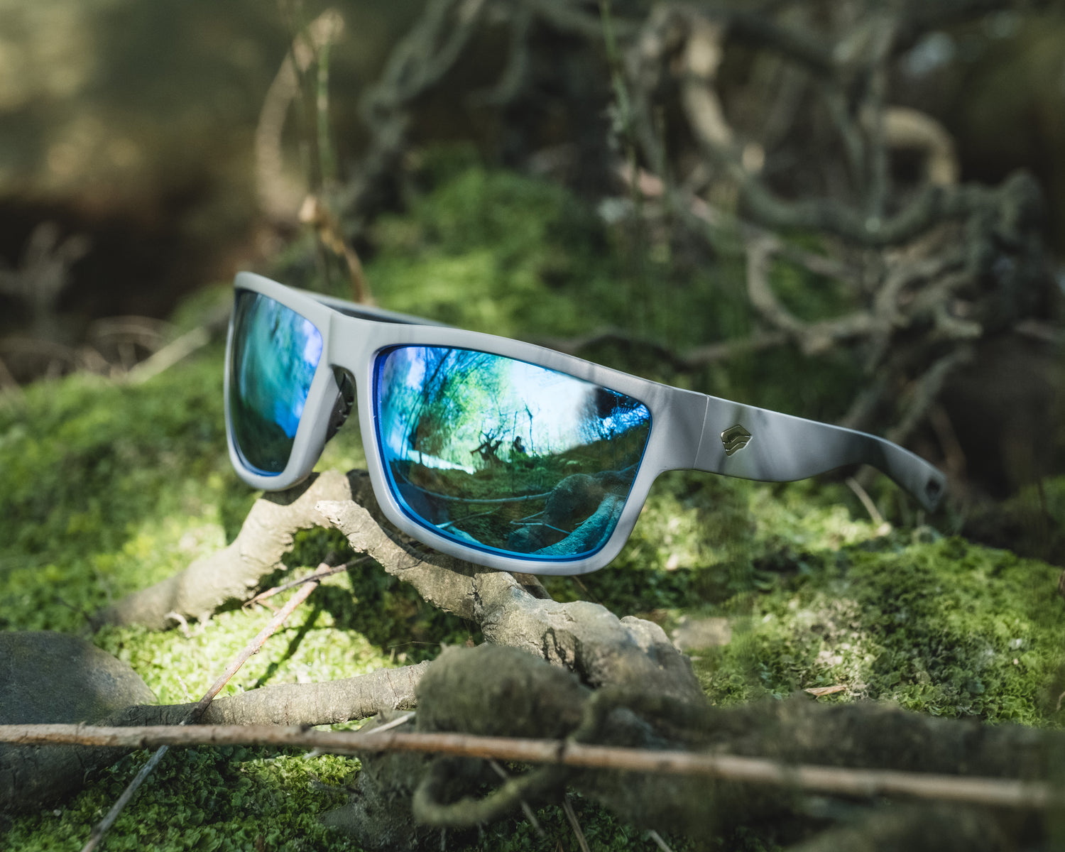 The Science Behind Tinted Lenses: How Different Colors Affect Your Vision